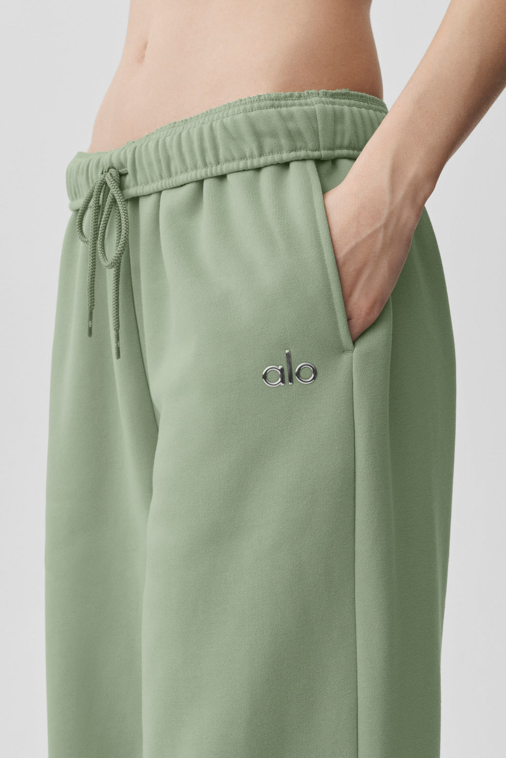 Accolade Straight Leg Sweatpant - Dune Grass
