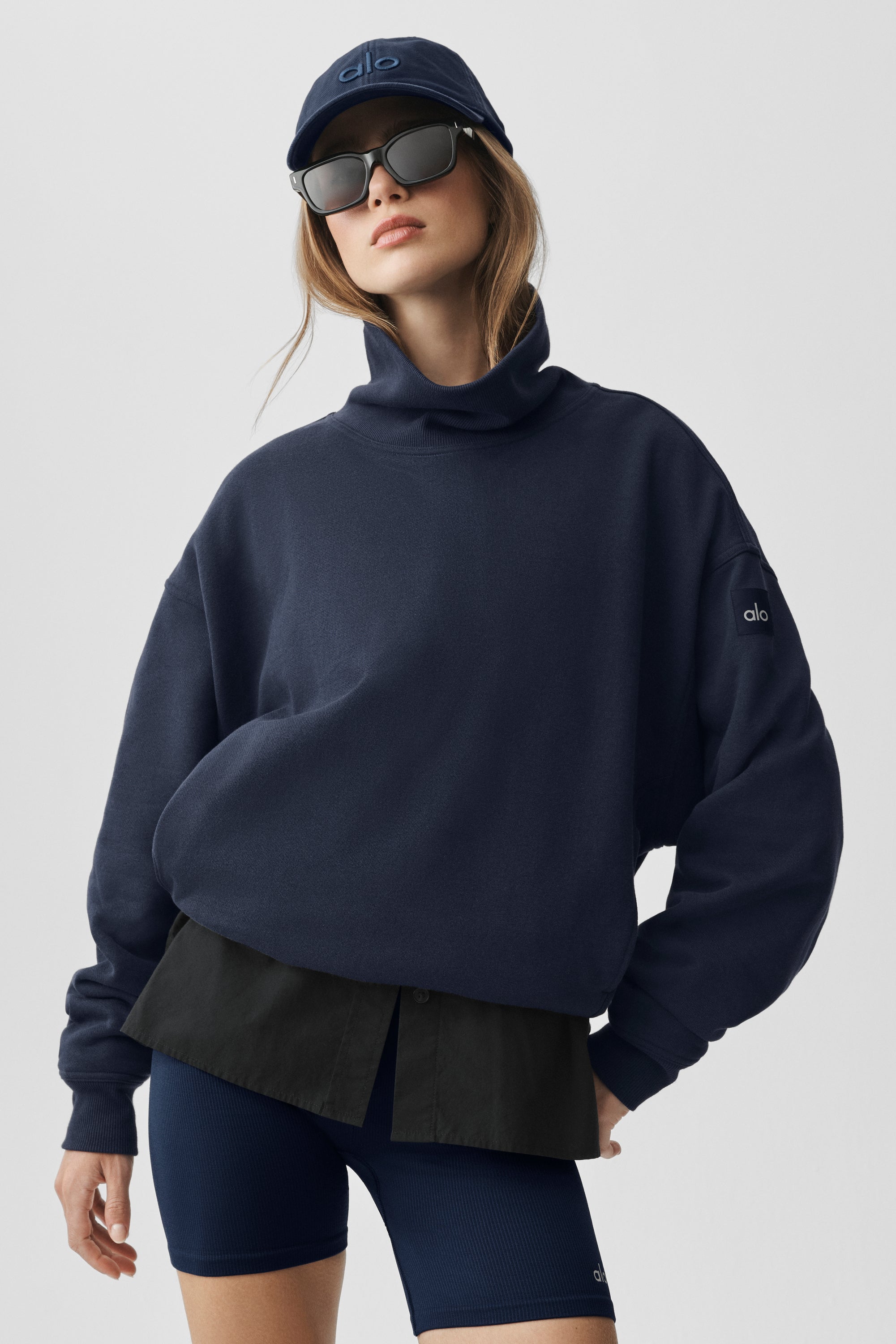 Hazy Mock Neck Pullover - Navy