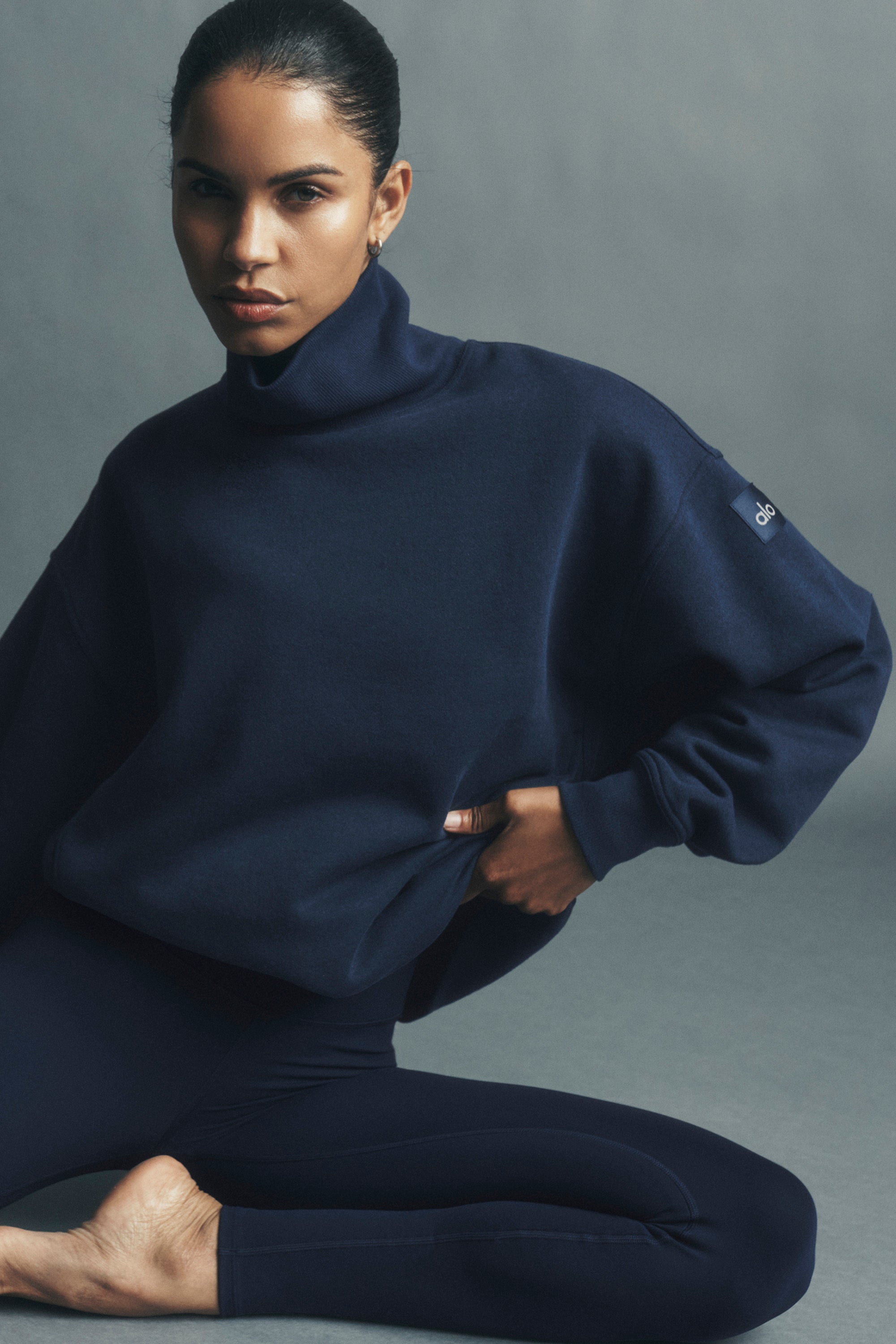 Hazy Mock Neck Pullover - Navy