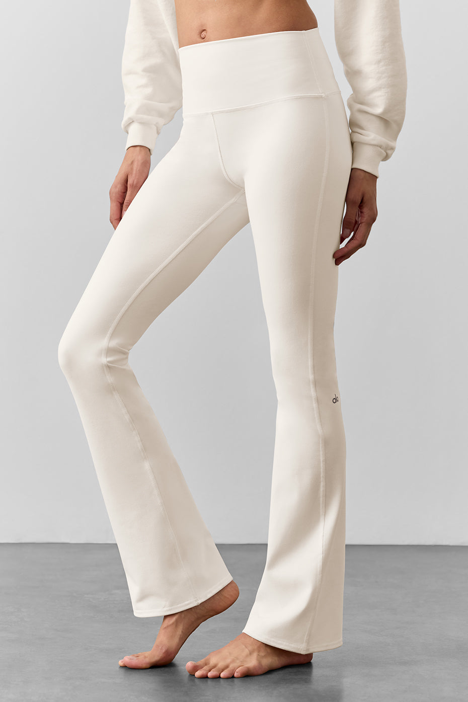 Airbrush High-Waist Bootcut Legging (Regular) - Ivory