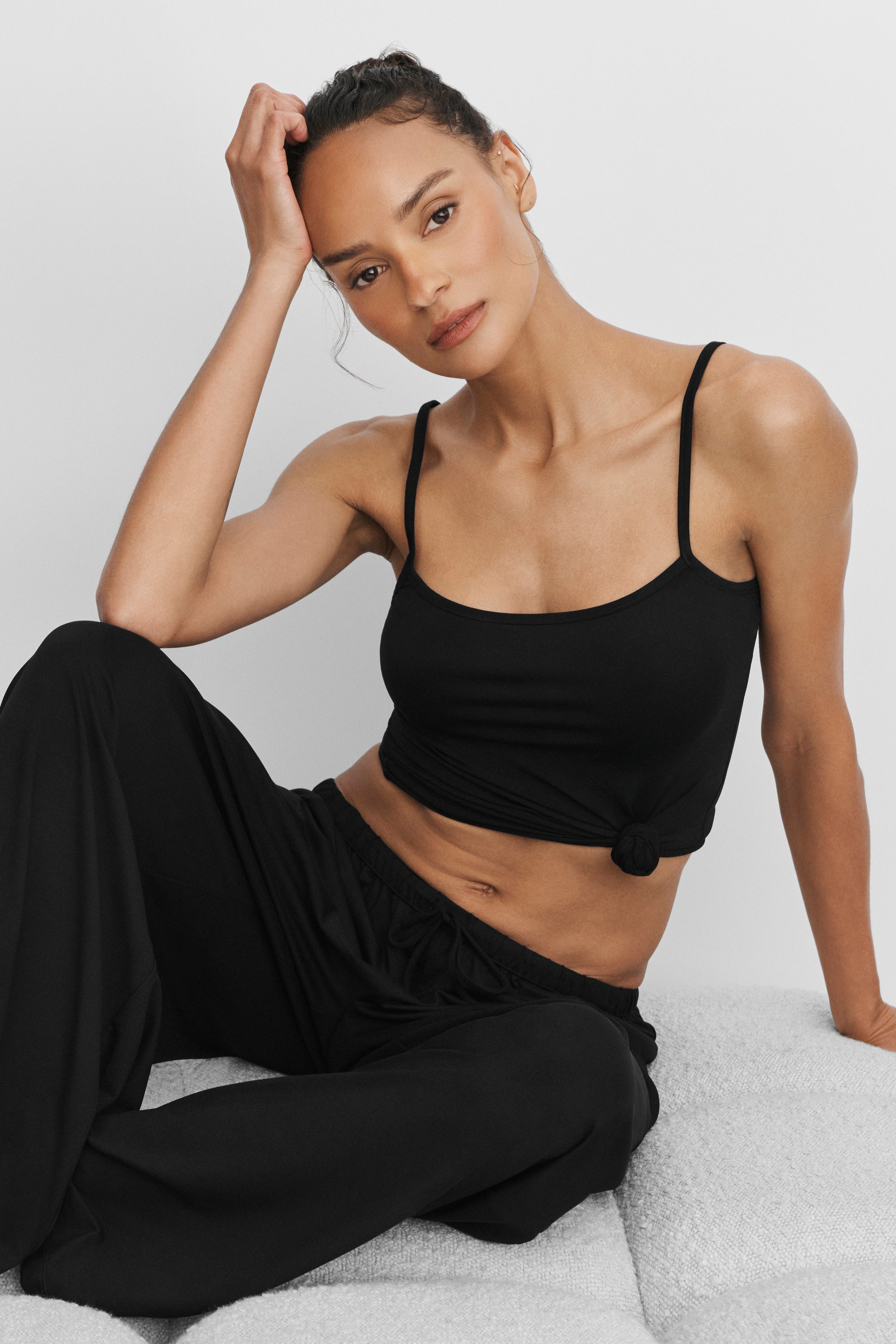 Alosoft Mid-Rise Finesse Wide Leg Sweatpant - Black