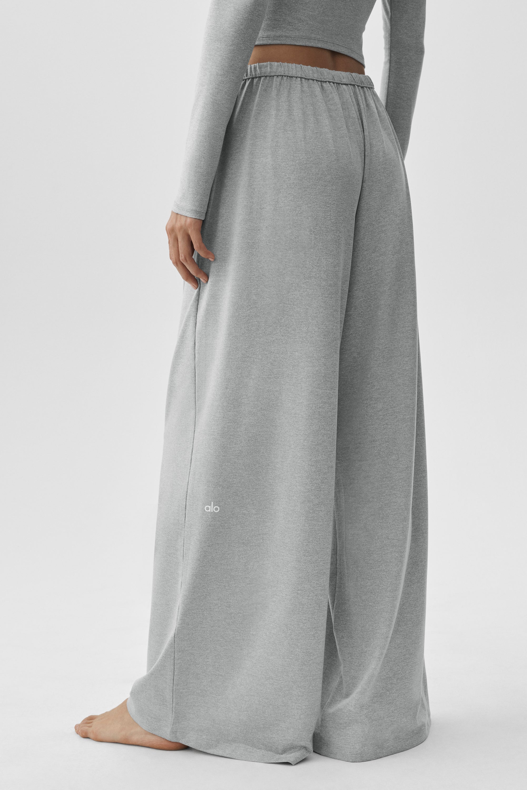 Alosoft Mid-Rise Finesse Wide Leg Sweatpant - Vintage Athletic Heather