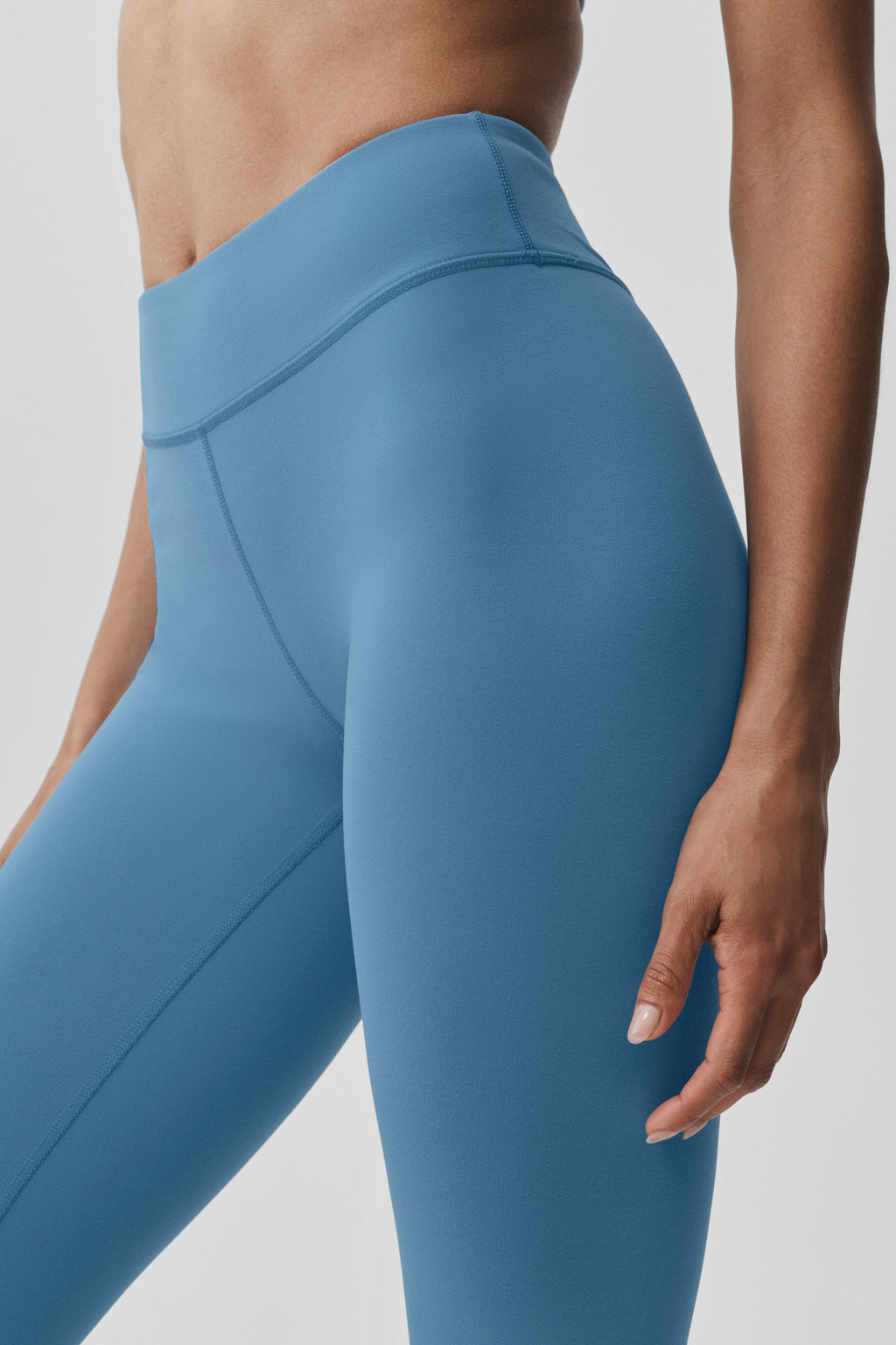 Airbrush Mid-Rise 7/8 Legging - California Blue